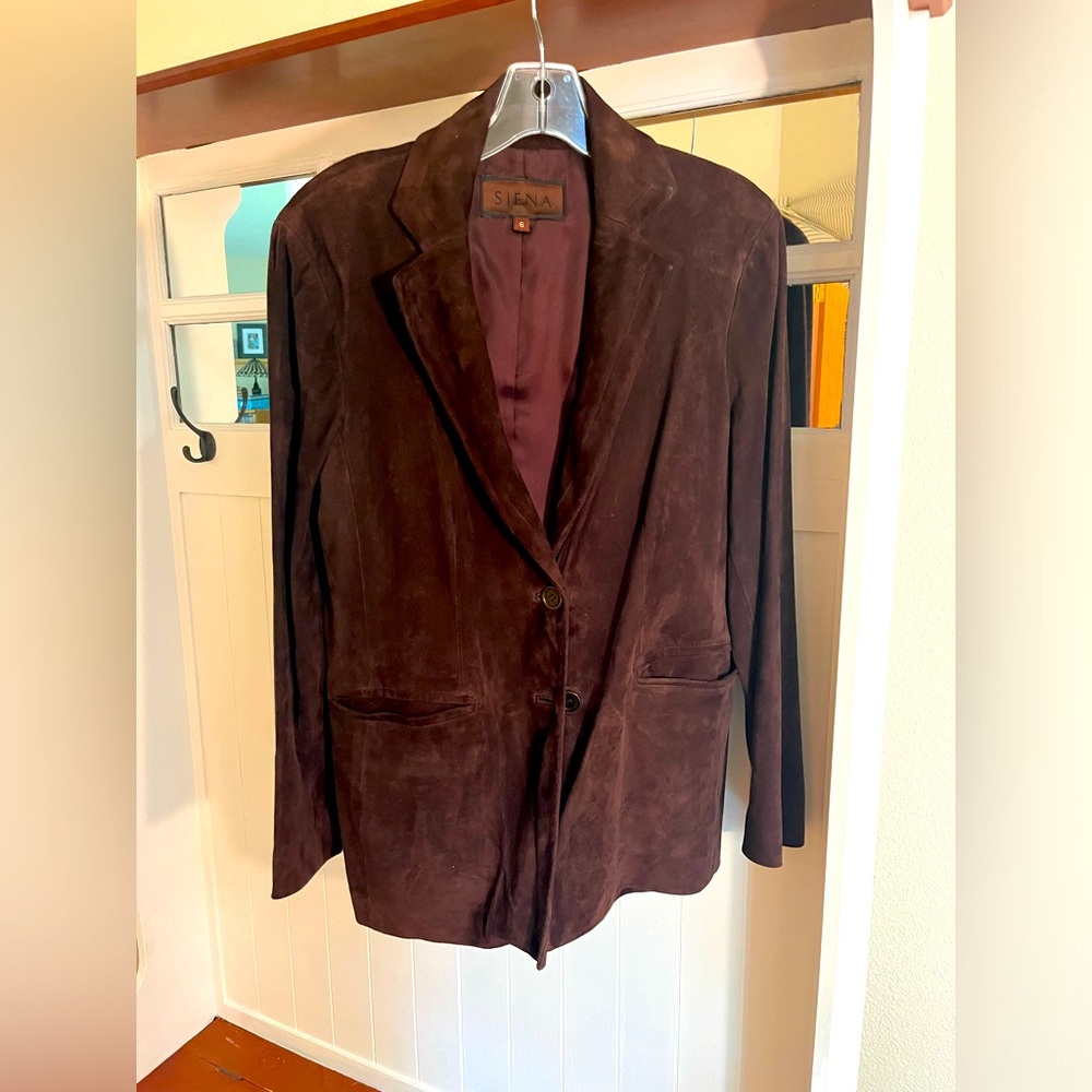 Beautiful Suede blazer Brn 2 button Sz 6